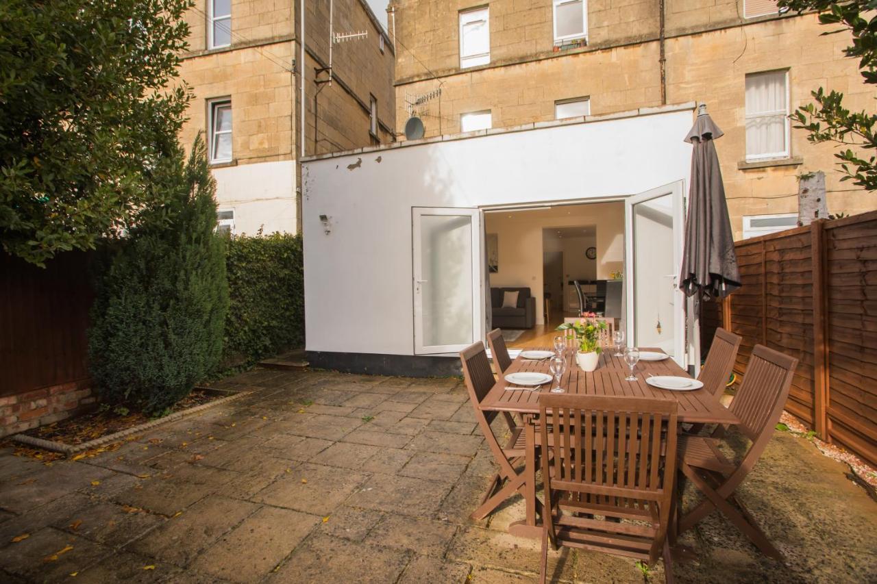 Luxury Garden Apartment Bath Exterior foto